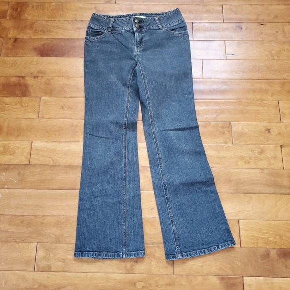 CABI women's jeans, button pockets, size 4,, wide leg - Picture 1 of 13
